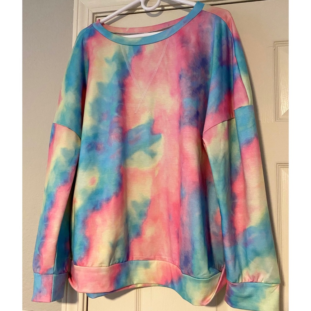 Tie-Dye sweatshirt